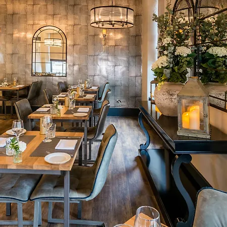 Kinnettles Hotel & Spa-2